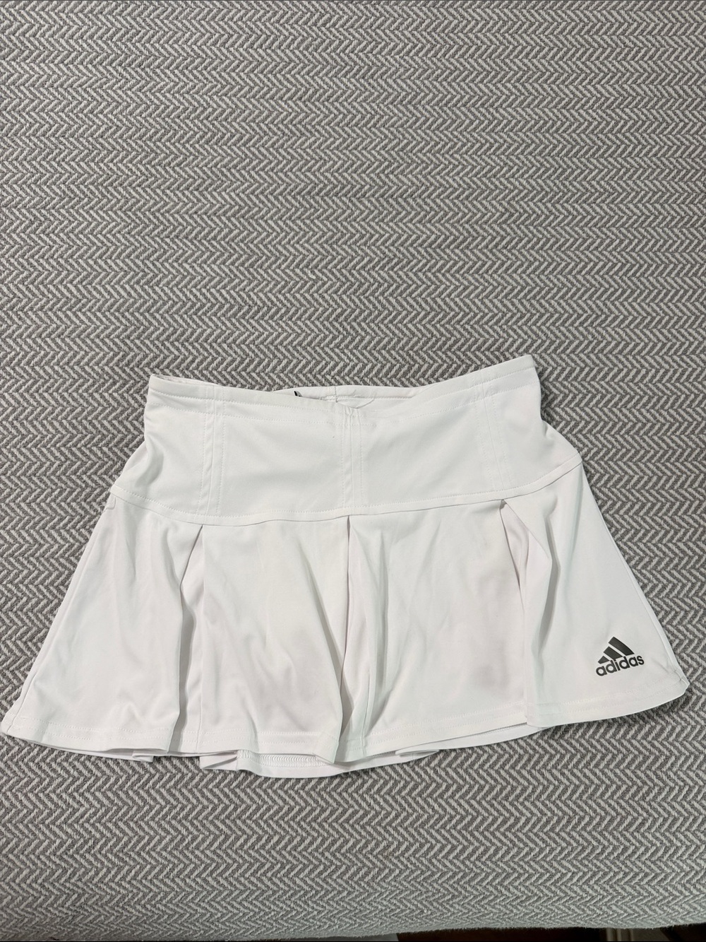 adidas White Women’s Athletic Tennis Skort